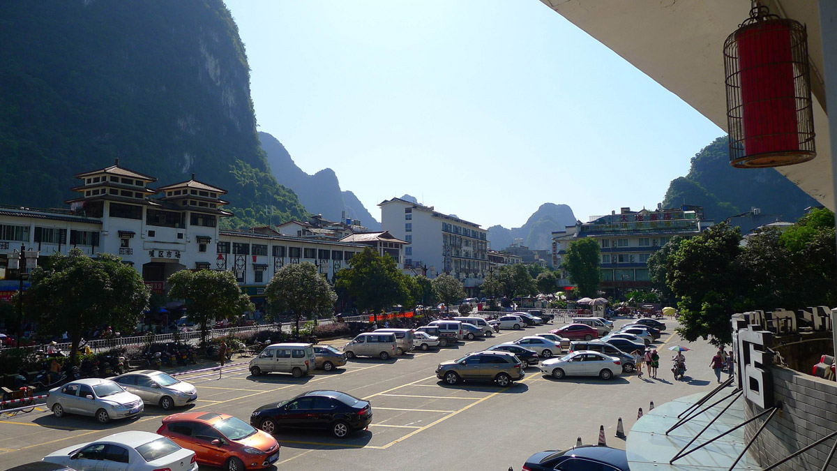 黑龙江酒店停车场