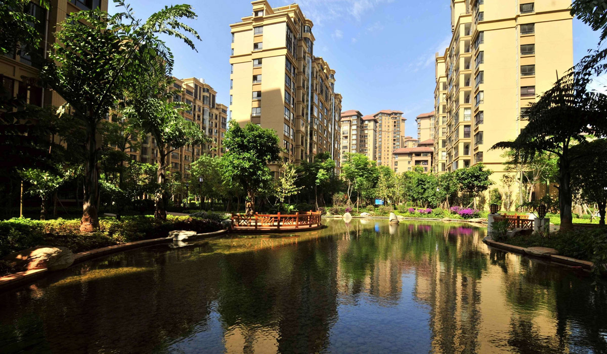黑龙江小区停车场